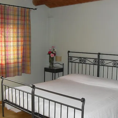 Alloggio per agriturismo Di Valle Rosa *